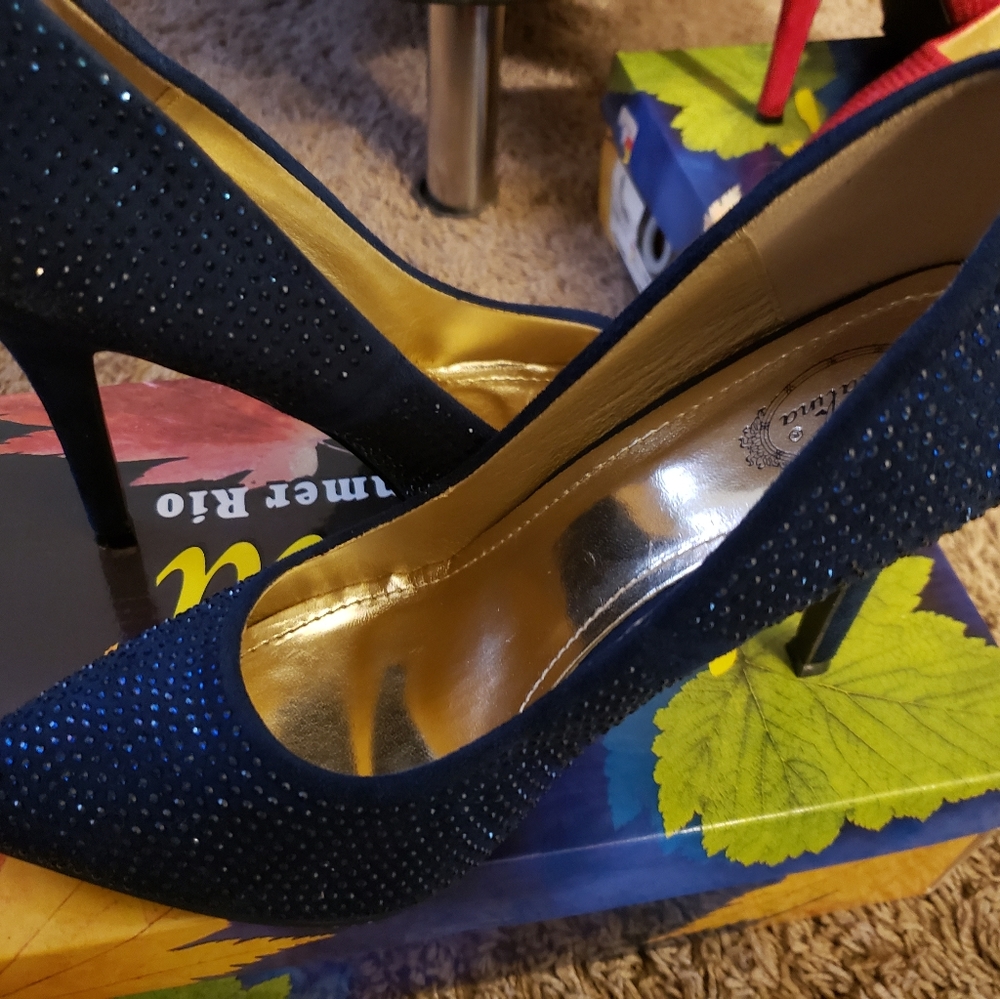 Beautiful navy blue rhinestone shoea